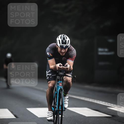 13.09.2026 - Stadtparktriathlon H.Heesch http://msf.ph/oto/10274692 13.09.2026 09:04:10 Radfahren 62, 98, 103 meine-sportfotos.de