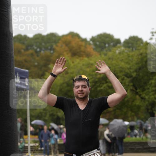 13.09.2026 - Stadtparktriathlon Patografie http://msf.ph/oto/10274711 13.09.2026 13:03:37 Ziel 960, 1054 meine-sportfotos.de