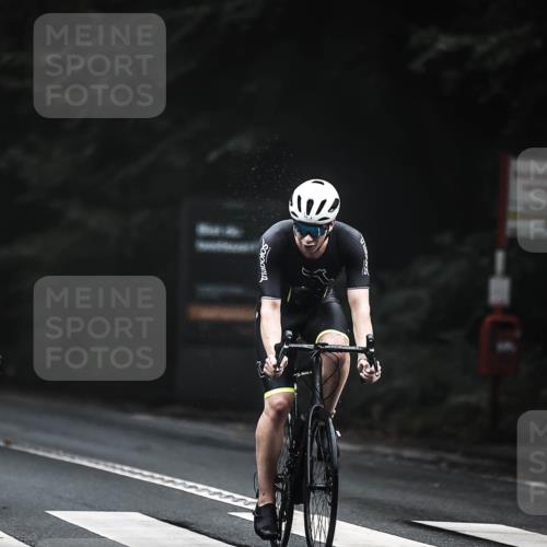 13.09.2026 - Stadtparktriathlon H.Heesch http://msf.ph/oto/10274724 13.09.2026 09:04:13 Radfahren 62, 98, 103 meine-sportfotos.de