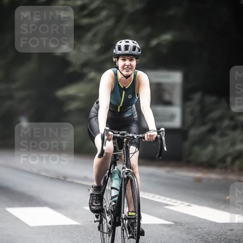 13.09.2026 - Stadtparktriathlon H.Heesch http://msf.ph/oto/10274726 13.09.2026 10:30:34 Radfahren 363, 413 meine-sportfotos.de