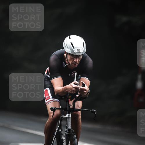 13.09.2026 - Stadtparktriathlon H.Heesch http://msf.ph/oto/10274731 13.09.2026 09:04:13 Radfahren 62, 98, 103 meine-sportfotos.de