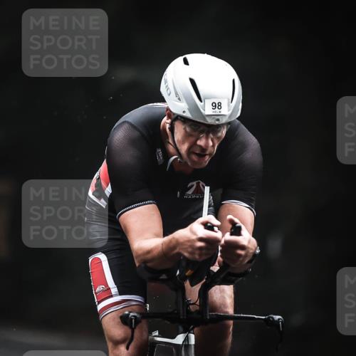 13.09.2026 - Stadtparktriathlon H.Heesch http://msf.ph/oto/10274740 13.09.2026 09:04:14 Radfahren 62, 98, 103 meine-sportfotos.de