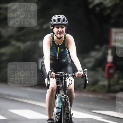 13.09.2026 - Stadtparktriathlon H.Heesch http://msf.ph/oto/10274741 13.09.2026 10:30:35 Radfahren 363, 413 meine-sportfotos.de
