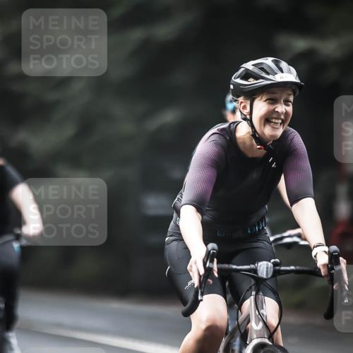 13.09.2026 - Stadtparktriathlon H.Heesch http://msf.ph/oto/10274834 13.09.2026 10:30:57 Radfahren 307, 331, 357, 422, 428, 457 meine-sportfotos.de