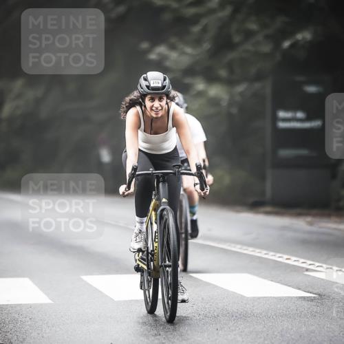 13.09.2026 - Stadtparktriathlon H.Heesch http://msf.ph/oto/10274906 13.09.2026 10:31:25 Radfahren 246, 319 meine-sportfotos.de