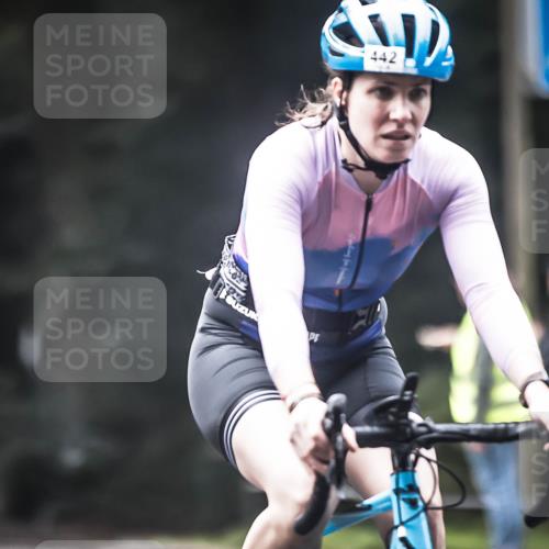 13.09.2026 - Stadtparktriathlon H.Heesch http://msf.ph/oto/10275002 13.09.2026 10:31:41 Radfahren 256, 302, 362, 401, 442 meine-sportfotos.de