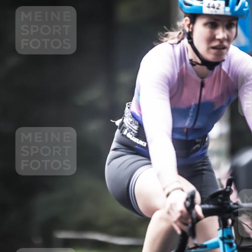 13.09.2026 - Stadtparktriathlon H.Heesch http://msf.ph/oto/10275004 13.09.2026 10:31:41 Radfahren 256, 302, 362, 401, 442 meine-sportfotos.de