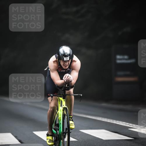 13.09.2026 - Stadtparktriathlon H.Heesch http://msf.ph/oto/10275056 13.09.2026 09:05:16 Radfahren 14, 16, 38, 58 meine-sportfotos.de