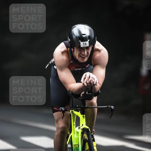 13.09.2026 - Stadtparktriathlon H.Heesch http://msf.ph/oto/10275068 13.09.2026 09:05:17 Radfahren 14, 16, 38, 58 meine-sportfotos.de
