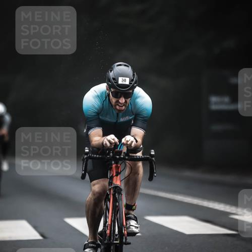 13.09.2026 - Stadtparktriathlon H.Heesch http://msf.ph/oto/10275078 13.09.2026 09:05:21 Radfahren 14, 16, 38, 87, 144 meine-sportfotos.de