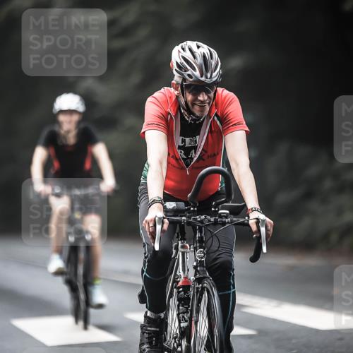 13.09.2026 - Stadtparktriathlon H.Heesch http://msf.ph/oto/10275084 13.09.2026 10:32:05 Radfahren 271, 371 meine-sportfotos.de
