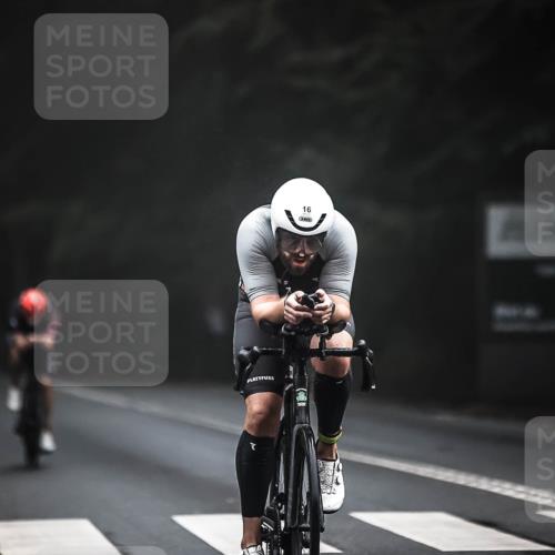 13.09.2026 - Stadtparktriathlon H.Heesch http://msf.ph/oto/10275089 13.09.2026 09:05:23 Radfahren 16, 38, 87, 144 meine-sportfotos.de