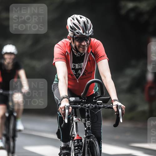 13.09.2026 - Stadtparktriathlon H.Heesch http://msf.ph/oto/10275090 13.09.2026 10:32:06 Radfahren 271, 371, 387 meine-sportfotos.de
