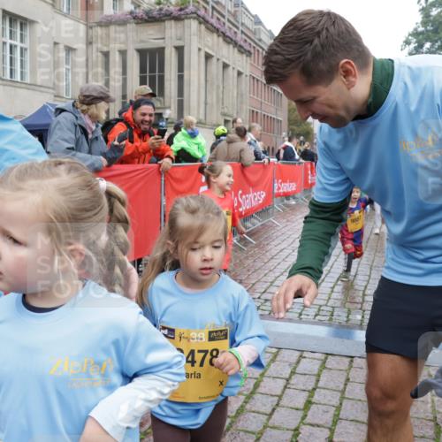 13.09.2026 - Kiel Lauf Yannick Fuchs http://msf.ph/oto/10275092 13.09.2026 08:37:29 Ziel 52, 751, 781, 1212, 1221, 1233, 2025, 2036, 2567, 3071, 3252, 3262, 3521, 5290, 5722, 6358, 6457, 6624, 7183, 7184, 9941, 12066, 12469, 12470, 12651, 12657, 12838, 82, 581, 873, 910, 1055, 1283, 2229, 2552, 3495, 3815, 4018, 4705, 5096, 5275, 5288, 5617, 5722, 6259, 6272, 6440, 6817, 6936, 7146, 7176, 7784, 7838, 8070, 8184, 8211, 8243, 8258, 8471, 8612, 8650, 8653, 8907, 9028, 9233, 9303, 9422, 9586, 9762, 10221, 10714, 10800, 11206, 11236, 11487, 11563, 11806, 1470 meine-sportfotos.de