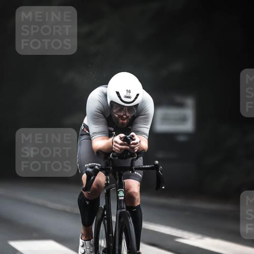 13.09.2026 - Stadtparktriathlon H.Heesch http://msf.ph/oto/10275094 13.09.2026 09:05:23 Radfahren 16, 38, 87, 144 meine-sportfotos.de
