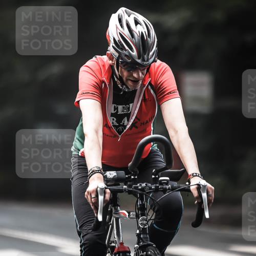 13.09.2026 - Stadtparktriathlon H.Heesch http://msf.ph/oto/10275096 13.09.2026 10:32:06 Radfahren 271, 371, 387 meine-sportfotos.de