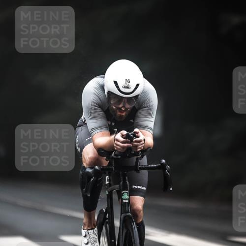 13.09.2026 - Stadtparktriathlon H.Heesch http://msf.ph/oto/10275097 13.09.2026 09:05:23 Radfahren 16, 38, 87, 144 meine-sportfotos.de