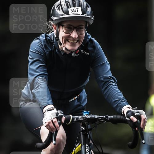 13.09.2026 - Stadtparktriathlon H.Heesch http://msf.ph/oto/10275136 13.09.2026 10:32:13 Radfahren 231, 371, 387 meine-sportfotos.de