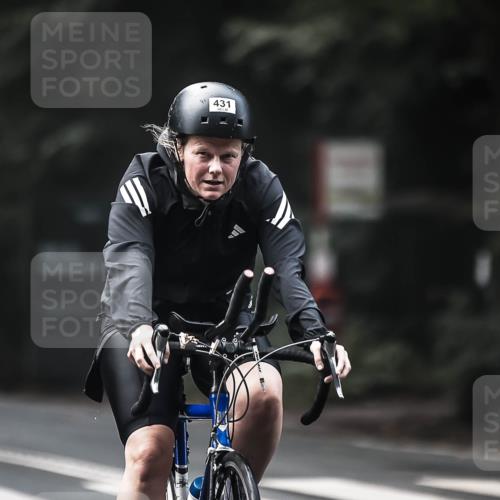 13.09.2026 - Stadtparktriathlon H.Heesch http://msf.ph/oto/10275162 13.09.2026 10:32:20 Radfahren 231, 404, 431 meine-sportfotos.de