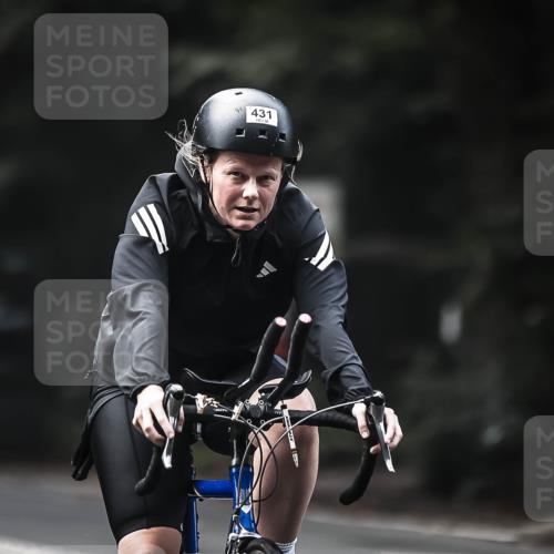 13.09.2026 - Stadtparktriathlon H.Heesch http://msf.ph/oto/10275164 13.09.2026 10:32:20 Radfahren 231, 404, 431 meine-sportfotos.de