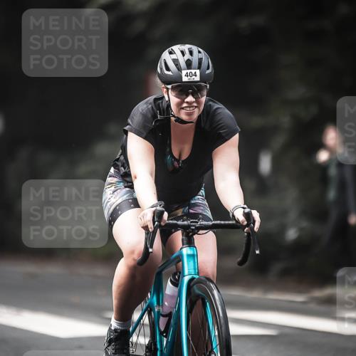 13.09.2026 - Stadtparktriathlon H.Heesch http://msf.ph/oto/10275187 13.09.2026 10:32:23 Radfahren 224, 295, 404, 431 meine-sportfotos.de