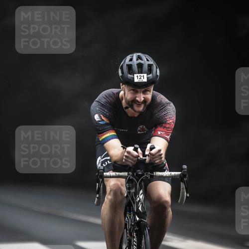 13.09.2026 - Stadtparktriathlon H.Heesch http://msf.ph/oto/10275260 13.09.2026 09:05:47 Radfahren 7, 31, 40, 115, 121 meine-sportfotos.de