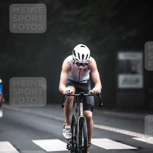 13.09.2026 - Stadtparktriathlon H.Heesch http://msf.ph/oto/10275281 13.09.2026 09:05:52 Radfahren 7, 40, 115, 121 meine-sportfotos.de