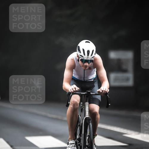13.09.2026 - Stadtparktriathlon H.Heesch http://msf.ph/oto/10275283 13.09.2026 09:05:52 Radfahren 7, 40, 115, 121 meine-sportfotos.de