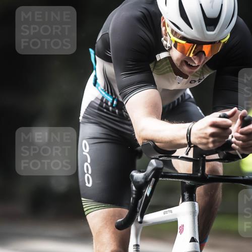 13.09.2026 - Stadtparktriathlon H.Heesch http://msf.ph/oto/10275310 13.09.2026 10:32:49 Radfahren 306, 409, 534 meine-sportfotos.de