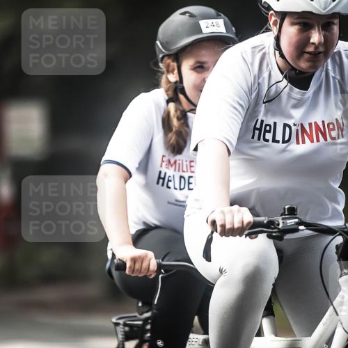 13.09.2026 - Stadtparktriathlon H.Heesch http://msf.ph/oto/10275344 13.09.2026 10:33:01 Radfahren 248, 306, 348 meine-sportfotos.de