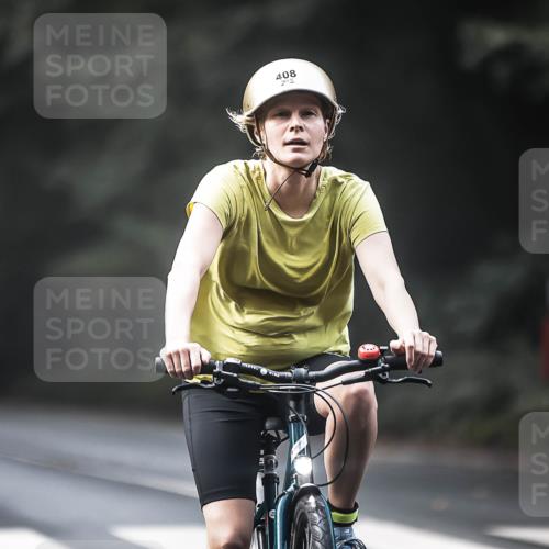 13.09.2026 - Stadtparktriathlon H.Heesch http://msf.ph/oto/10275389 13.09.2026 10:33:13 Radfahren 230, 408, 416, 509 meine-sportfotos.de