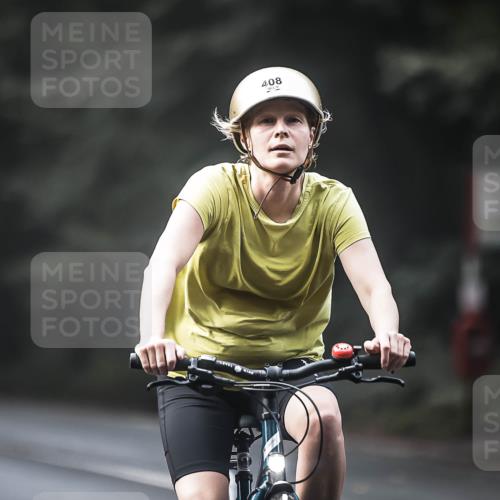 13.09.2026 - Stadtparktriathlon H.Heesch http://msf.ph/oto/10275392 13.09.2026 10:33:14 Radfahren 230, 408, 416, 509 meine-sportfotos.de