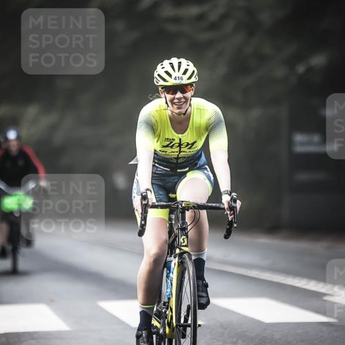 13.09.2026 - Stadtparktriathlon H.Heesch http://msf.ph/oto/10275405 13.09.2026 10:33:17 Radfahren 230, 342, 408, 416, 509 meine-sportfotos.de