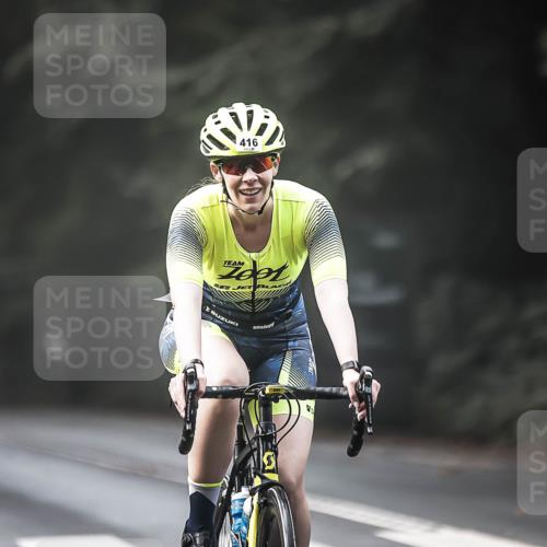 13.09.2026 - Stadtparktriathlon H.Heesch http://msf.ph/oto/10275415 13.09.2026 10:33:17 Radfahren 230, 342, 408, 416, 509 meine-sportfotos.de