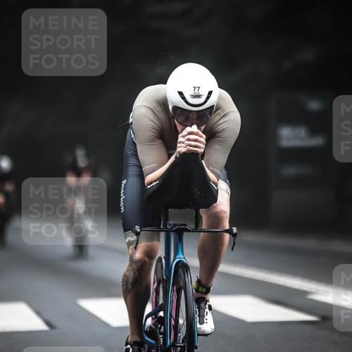 13.09.2026 - Stadtparktriathlon H.Heesch http://msf.ph/oto/10275417 13.09.2026 09:06:27 Radfahren 43, 52, 61, 77, 92, 110 meine-sportfotos.de