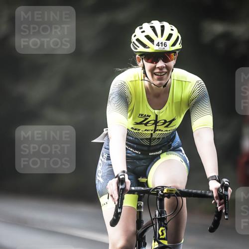 13.09.2026 - Stadtparktriathlon H.Heesch http://msf.ph/oto/10275423 13.09.2026 10:33:17 Radfahren 230, 342, 408, 416, 509 meine-sportfotos.de