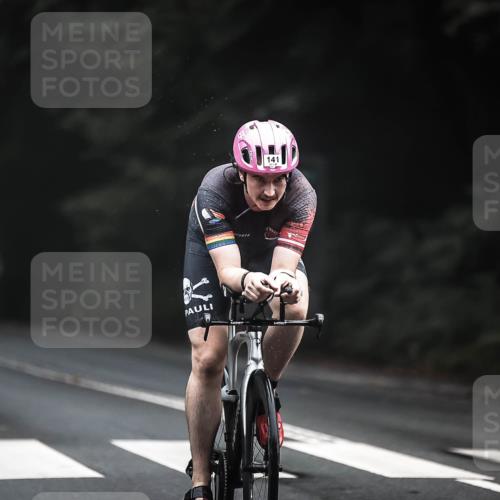 13.09.2026 - Stadtparktriathlon H.Heesch http://msf.ph/oto/10275451 13.09.2026 09:06:42 Radfahren 25, 41, 76, 102, 114, 141 meine-sportfotos.de