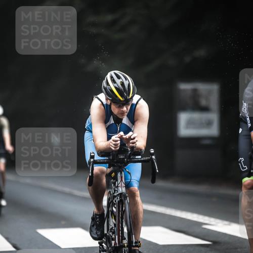 13.09.2026 - Stadtparktriathlon H.Heesch http://msf.ph/oto/10275483 13.09.2026 09:06:47 Radfahren 18, 25, 33, 34, 41, 76, 84, 102, 108, 114, 141, 153 meine-sportfotos.de