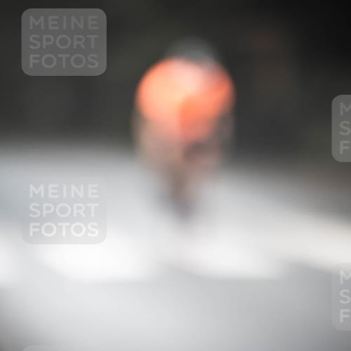 13.09.2026 - Stadtparktriathlon H.Heesch http://msf.ph/oto/10275485 13.09.2026 10:33:36 Radfahren 395, 563 meine-sportfotos.de
