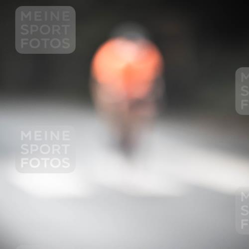 13.09.2026 - Stadtparktriathlon H.Heesch http://msf.ph/oto/10275487 13.09.2026 10:33:36 Radfahren 395, 563 meine-sportfotos.de