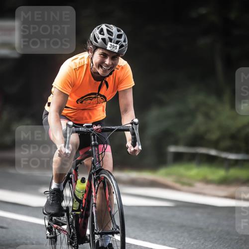 13.09.2026 - Stadtparktriathlon H.Heesch http://msf.ph/oto/10275498 13.09.2026 10:33:37 Radfahren 395, 563 meine-sportfotos.de