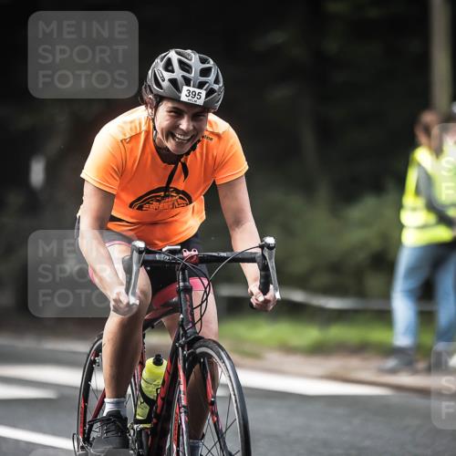 13.09.2026 - Stadtparktriathlon H.Heesch http://msf.ph/oto/10275503 13.09.2026 10:33:37 Radfahren 395, 563 meine-sportfotos.de