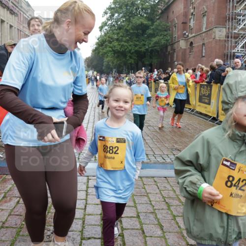 13.09.2026 - Kiel Lauf Yannick Fuchs http://msf.ph/oto/10275514 13.09.2026 08:38:00 Ziel 1807, 2936, 4490, 5709, 7477, 9791, 9921, 11412, 11899, 52, 236, 278, 593, 1212, 1214, 1221, 1621, 2036, 2858, 3071, 3262, 3521, 4379, 5186, 5199, 5290, 5887, 6149, 6457, 6458, 6624, 7283, 7612, 9887, 9941, 10478, 12066, 12470, 12651, 12657, 12838, 281, 4085, 4734, 8382, 8428, 11810, 12581, 52, 751, 781, 1233, 2025, 2567, 3252, 5722, 6272, 6358, 7183, 7184, 10800, 12066, 12469 meine-sportfotos.de