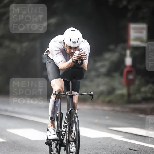 13.09.2026 - Stadtparktriathlon H.Heesch http://msf.ph/oto/10275519 13.09.2026 10:33:41 Radfahren 375, 395, 403, 563 meine-sportfotos.de