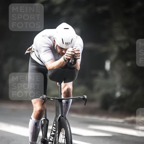 13.09.2026 - Stadtparktriathlon H.Heesch http://msf.ph/oto/10275525 13.09.2026 10:33:42 Radfahren 375, 395, 403, 563 meine-sportfotos.de