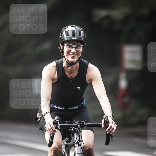 13.09.2026 - Stadtparktriathlon H.Heesch http://msf.ph/oto/10275584 13.09.2026 10:33:48 Radfahren 375, 403 meine-sportfotos.de