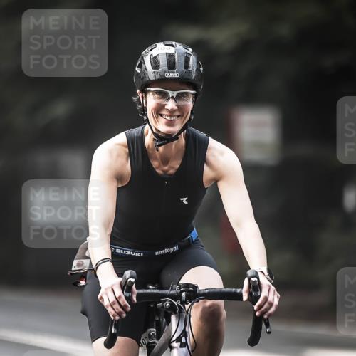 13.09.2026 - Stadtparktriathlon H.Heesch http://msf.ph/oto/10275587 13.09.2026 10:33:48 Radfahren 375, 403 meine-sportfotos.de