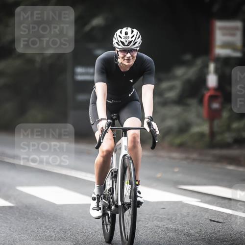 13.09.2026 - Stadtparktriathlon H.Heesch http://msf.ph/oto/10275602 13.09.2026 10:33:58 Radfahren 275, 320, 368 meine-sportfotos.de