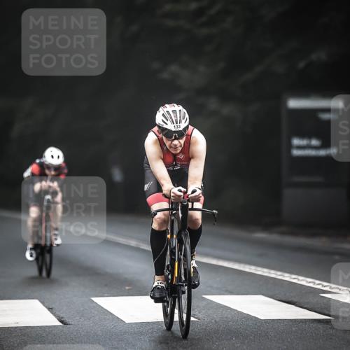 13.09.2026 - Stadtparktriathlon H.Heesch http://msf.ph/oto/10275605 13.09.2026 09:07:13 Radfahren 30, 99, 123, 133, 178 meine-sportfotos.de