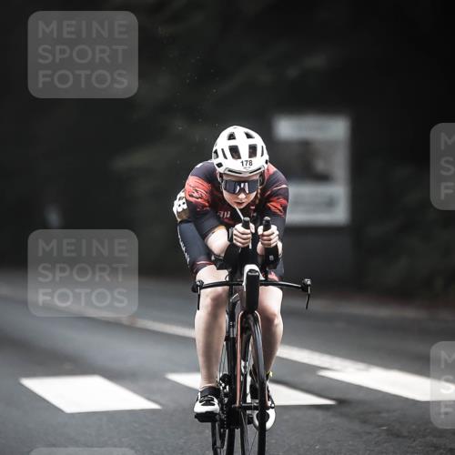 13.09.2026 - Stadtparktriathlon H.Heesch http://msf.ph/oto/10275614 13.09.2026 09:07:15 Radfahren 30, 99, 123, 133, 158, 178 meine-sportfotos.de